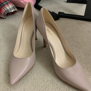 Nine West beige heels